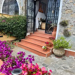 Casa Belvedere , Diano San Pietro Italien
